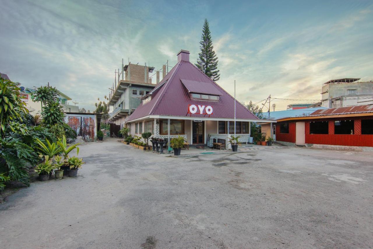 Oyo 799 Hotel Dieng Berastagi Exterior foto